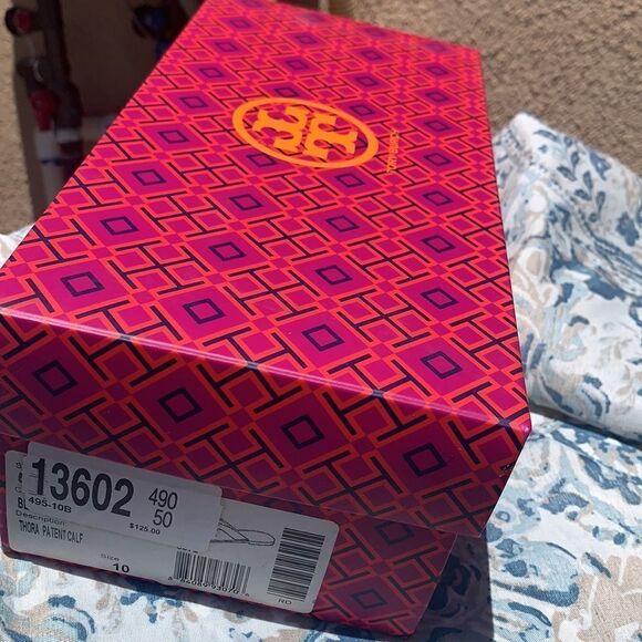 Shoe Box - Picture 8 of 9